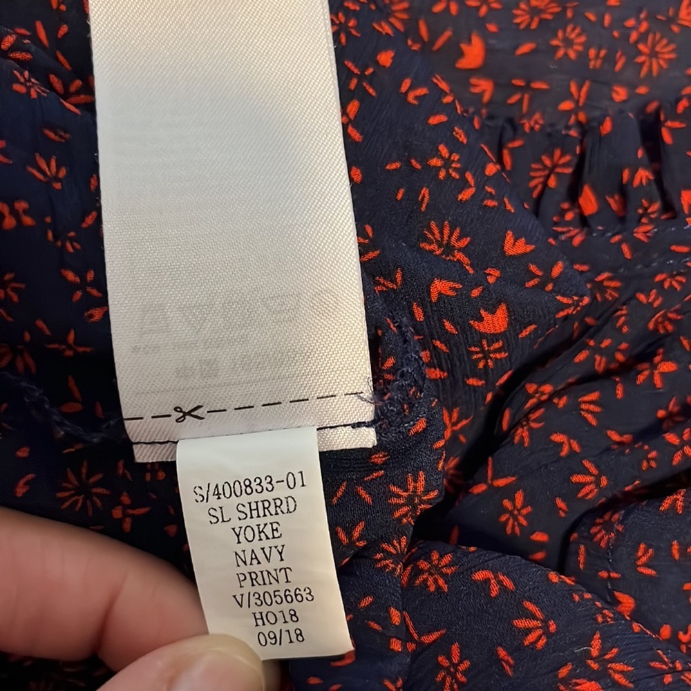 GAP Floral Red Blue Tank w/Keyhole detail & Ruffle Neck Sz. S Semi Sheer - Picture 7 of 7